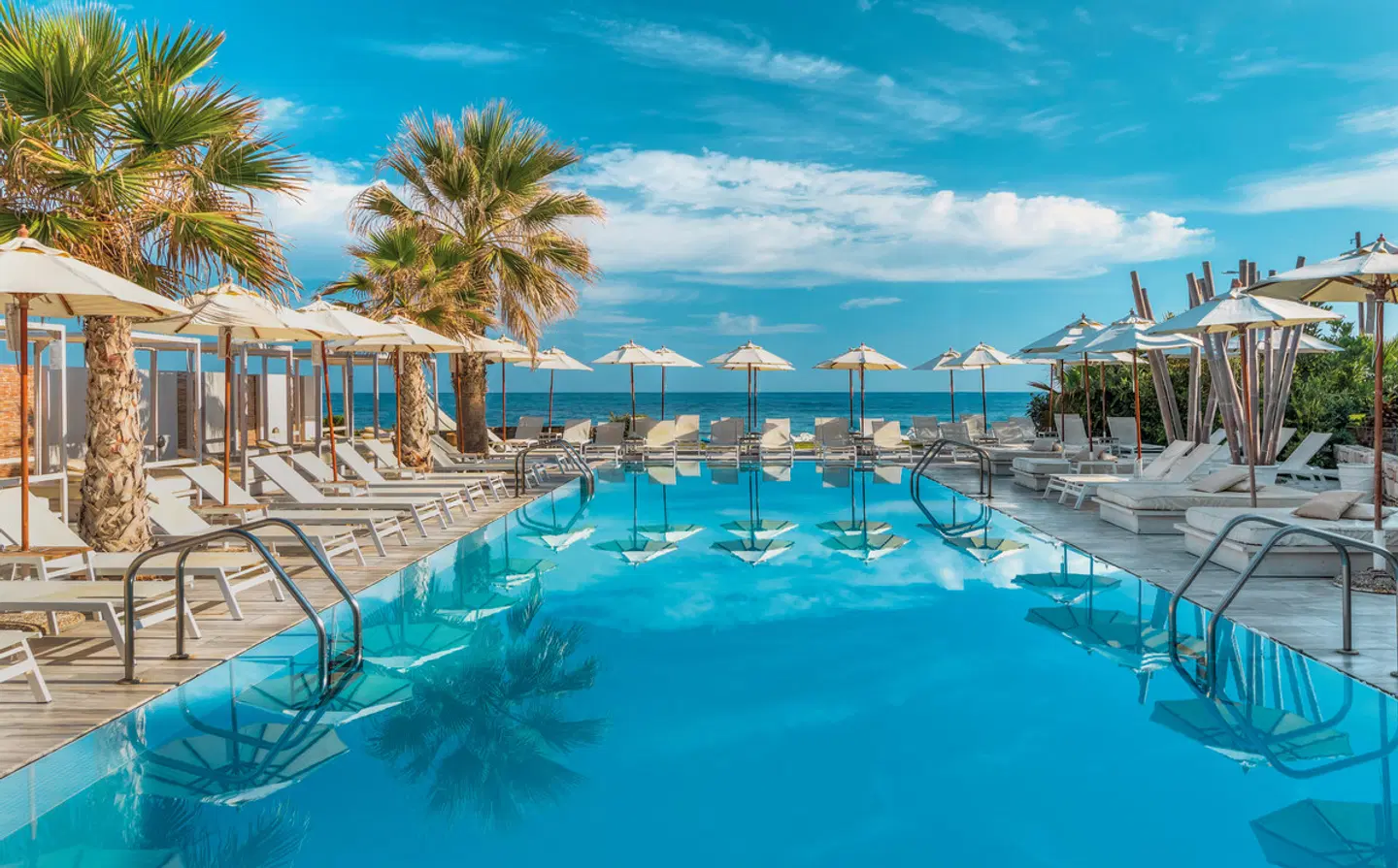 The Island OUTDOOR_POOL