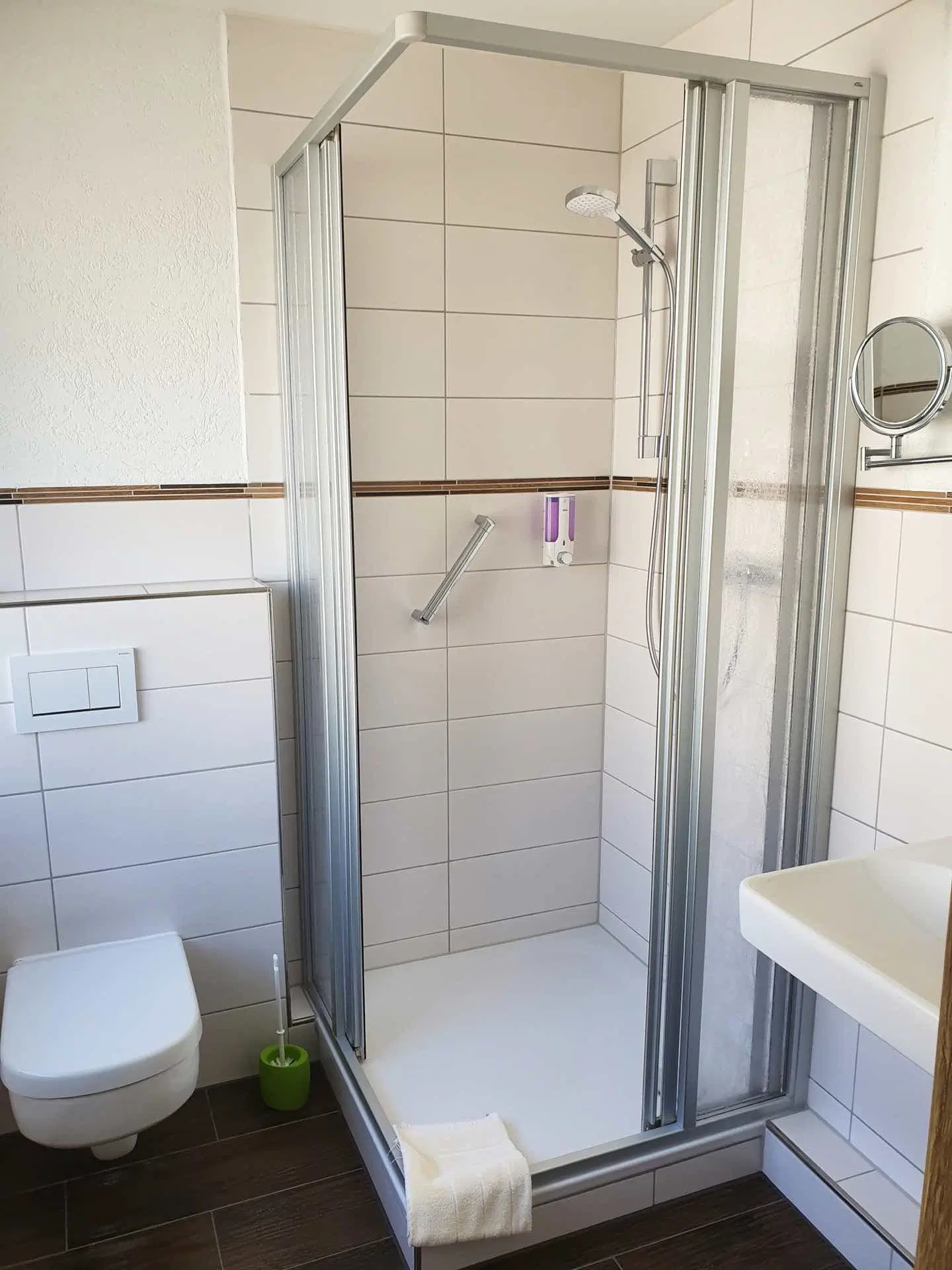 Moselhotel Burg-Cafe Alken Badezimmer