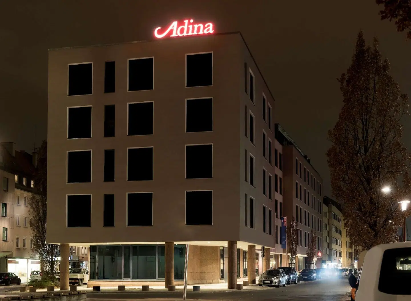 Adina Apartment Hotel Nuremberg EXTERIOR