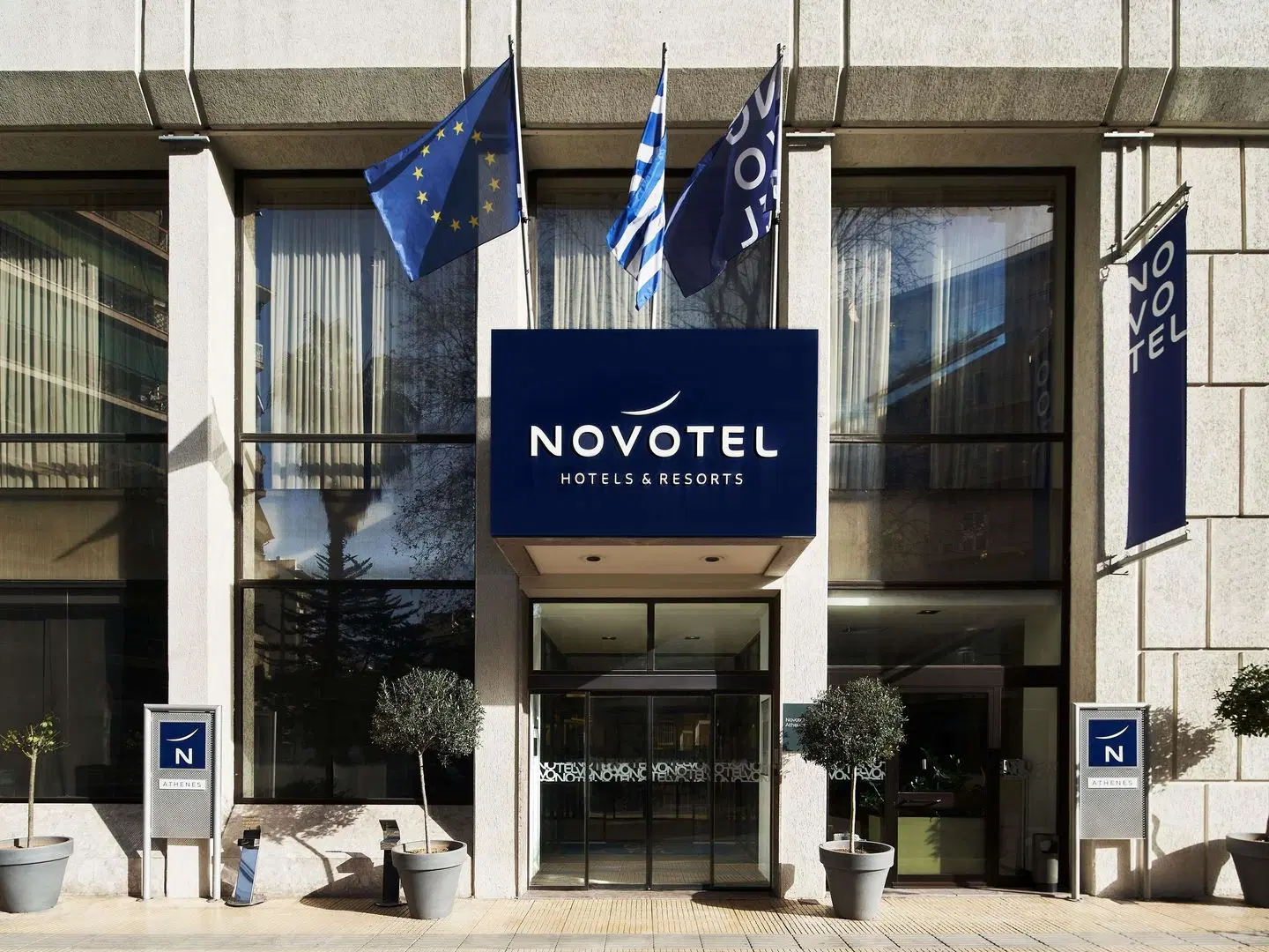 Novotel Athenes EXTERIOR