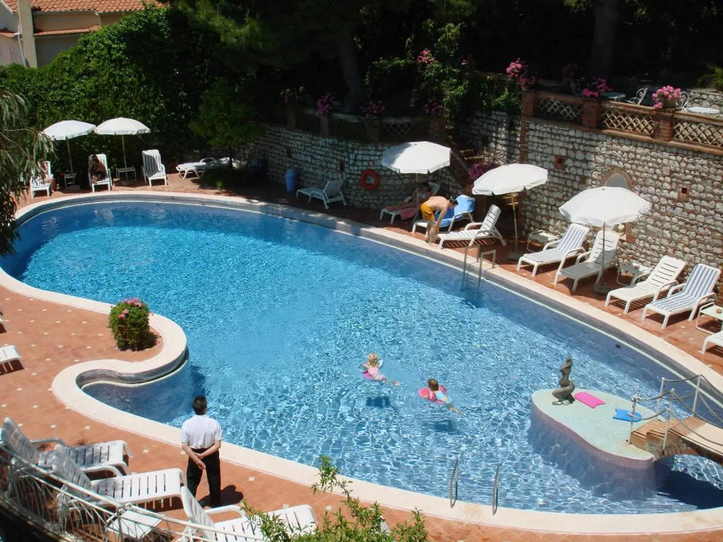 Mediterranée OUTDOOR_POOL