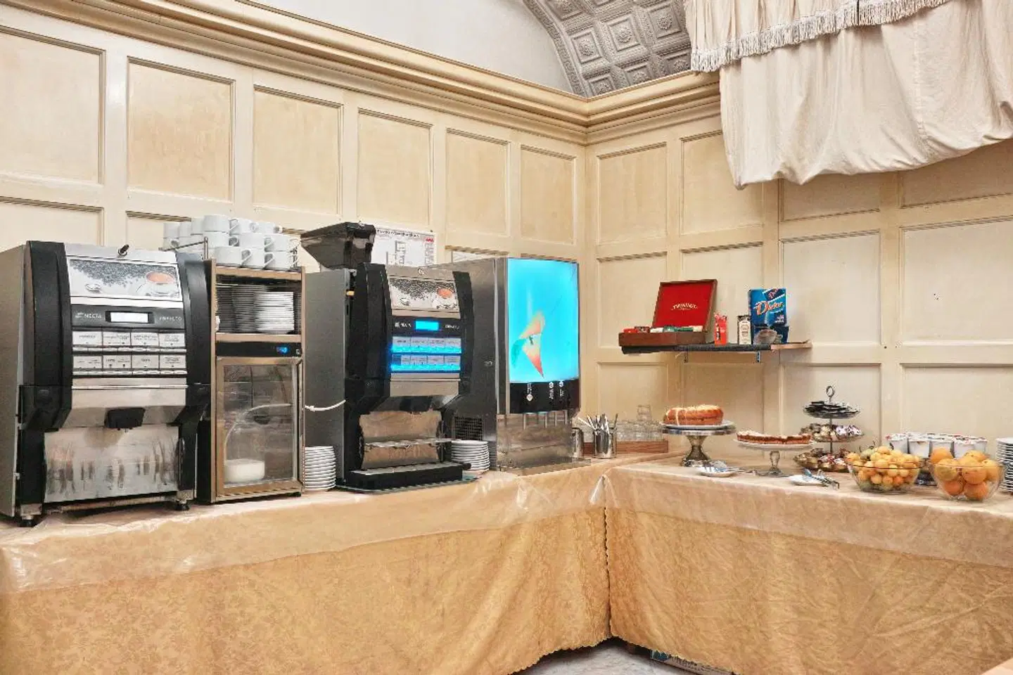 Virgilio ROOM_EXAMPLE