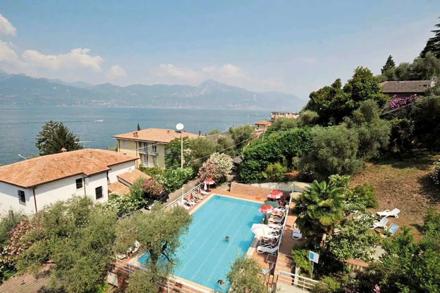 Hotel Internazionale OUTDOOR_POOL