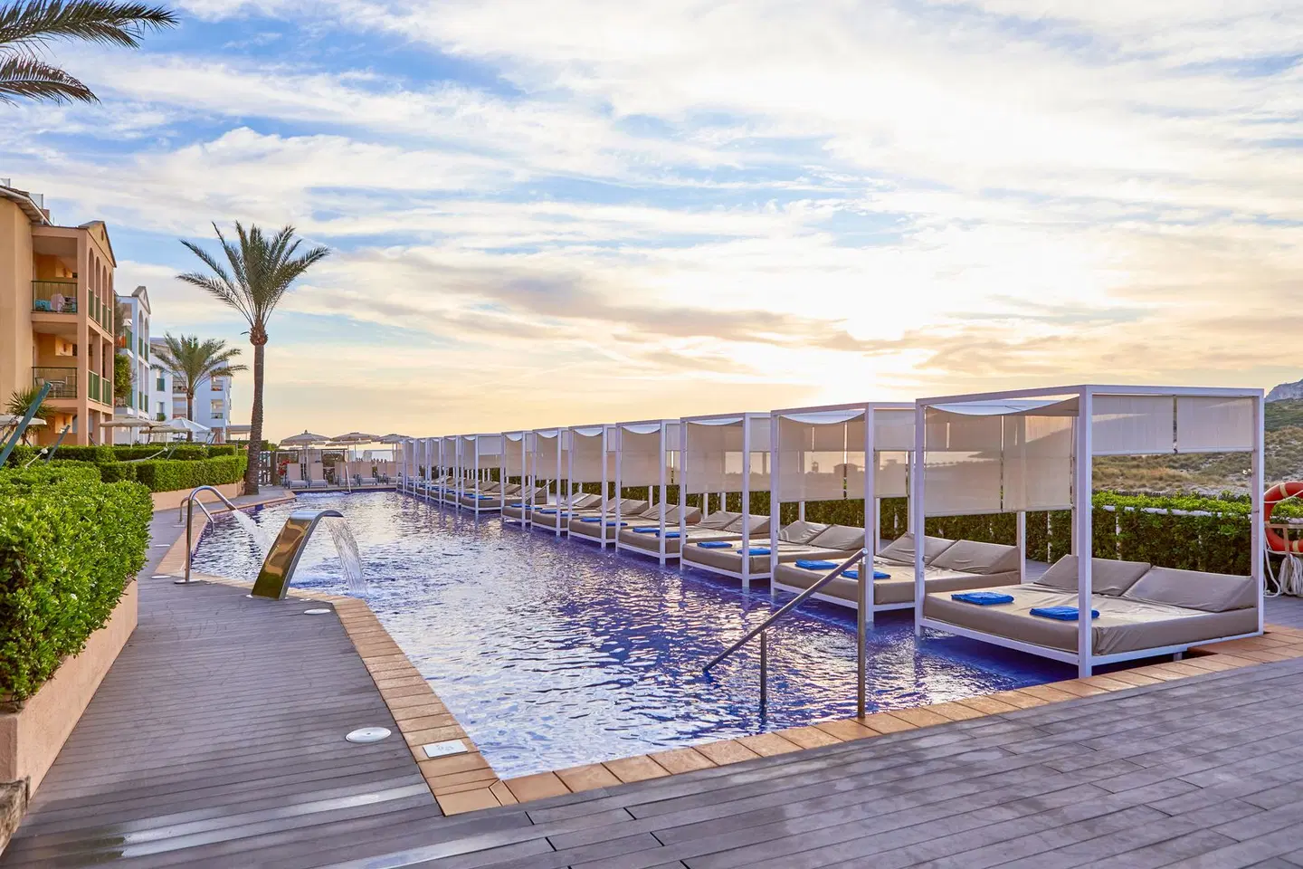 Zafiro Cala Mesquida OUTDOOR_POOL