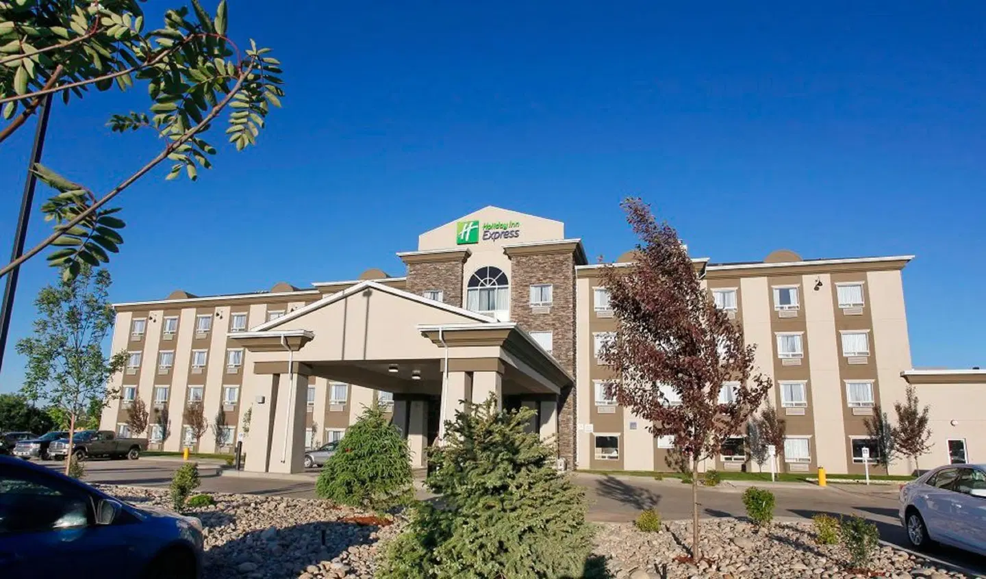 Holiday Inn Express Fort St John by IHG EXTERIOR