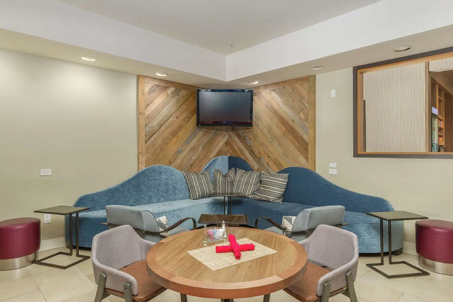 Hilton Garden Inn Phoenix Airport HEALTH_BEAUTY