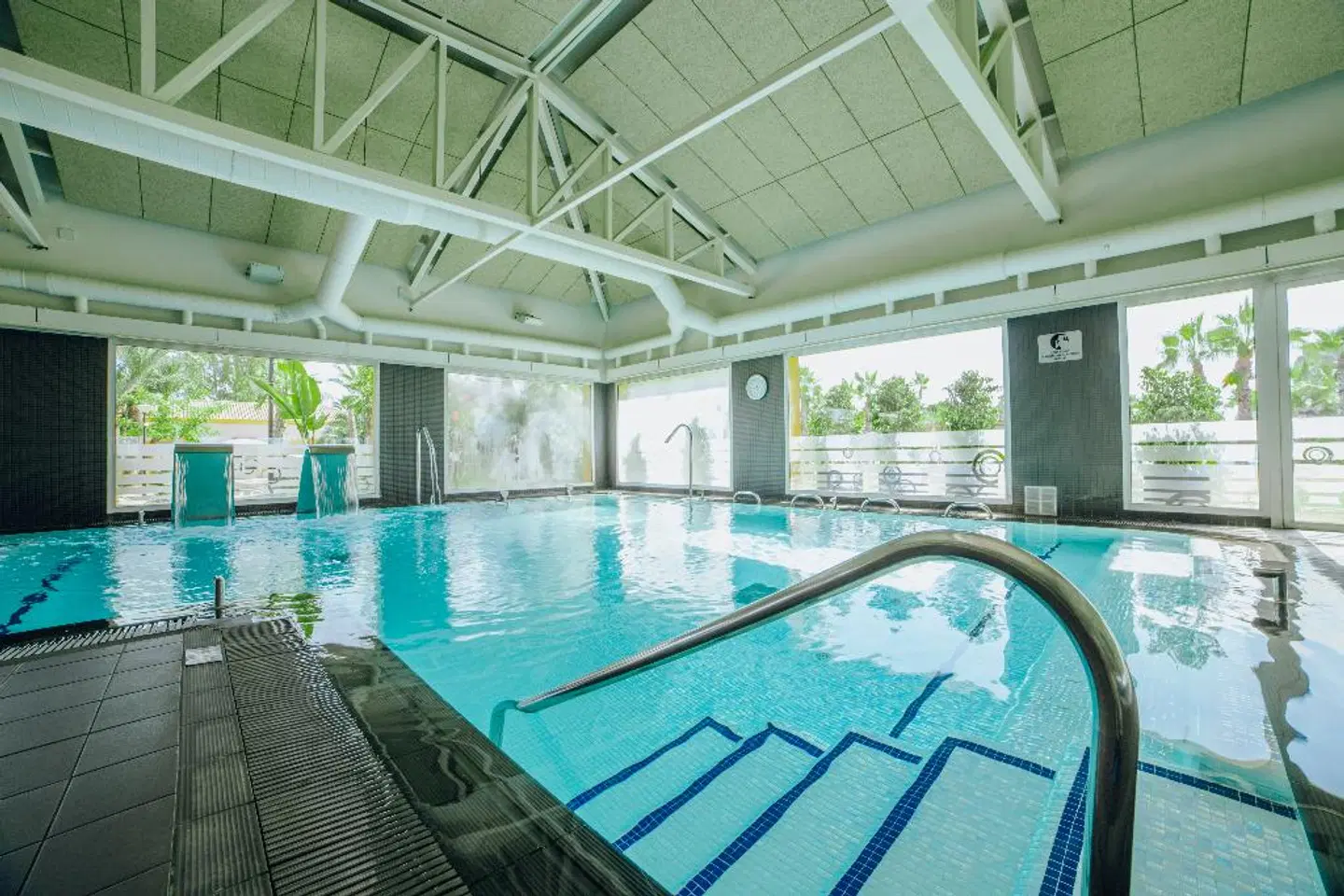 Alannia Costa Blanca Hallenbad