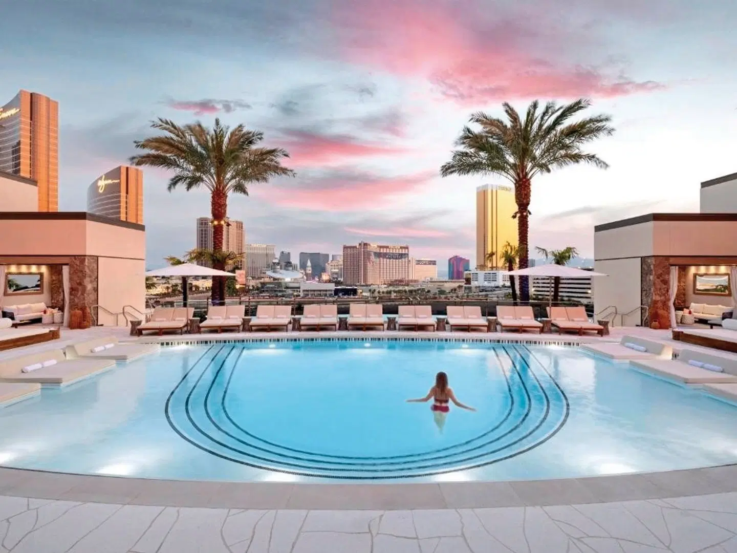 Conrad Las Vegas at Resorts World OUTDOOR_POOL
