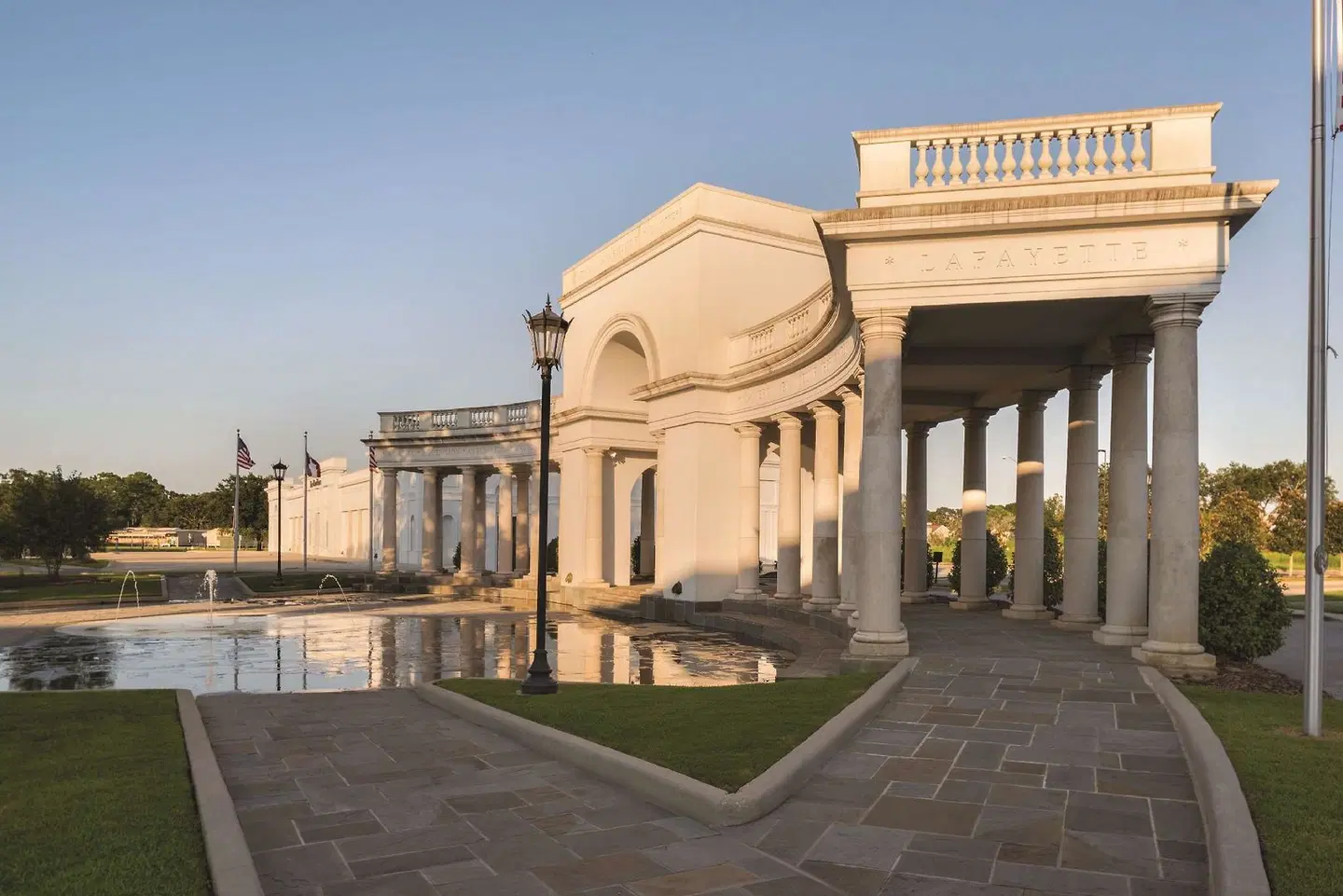 Home2 Suites by Hilton Parc Lafayette EXTERIOR