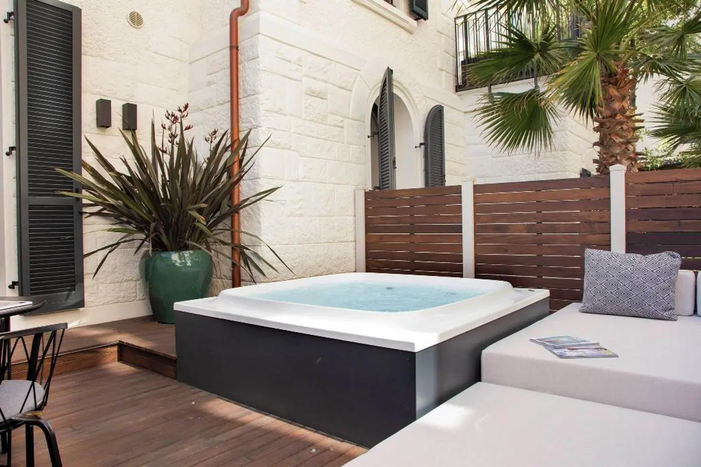 Maestrale HEALTH_BEAUTY