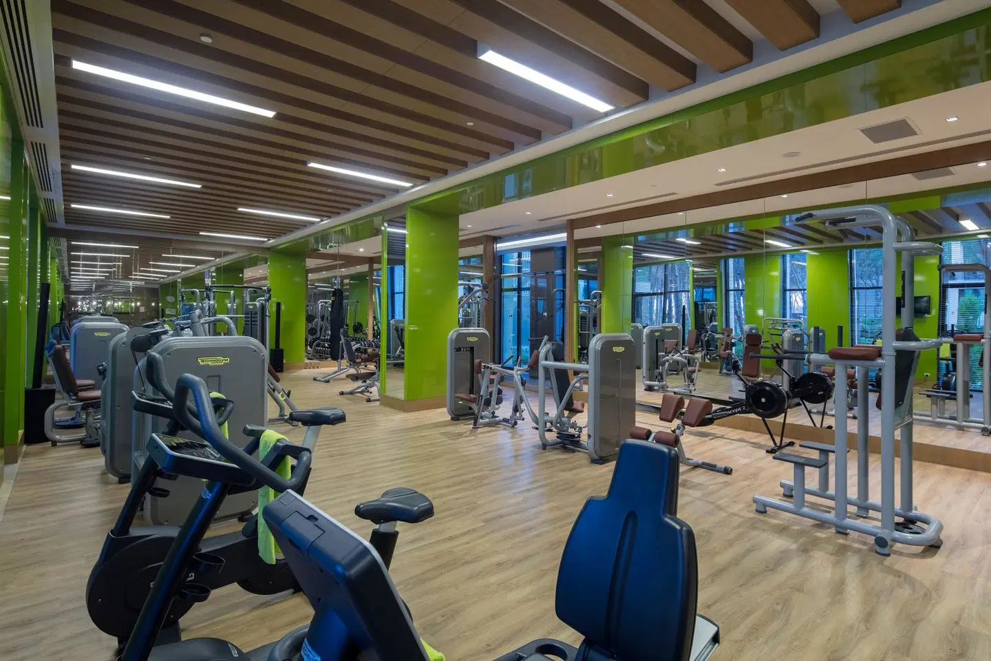 Trendy Lara SPORTS_AND_LEISURE