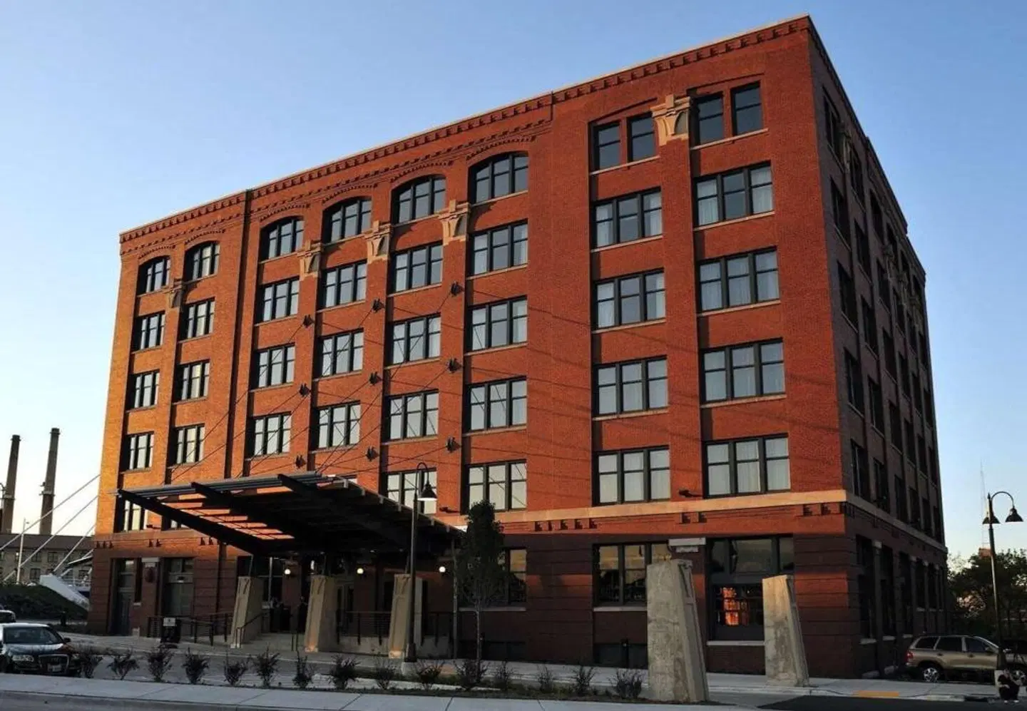 The Iron Horse Hotel EXTERIOR