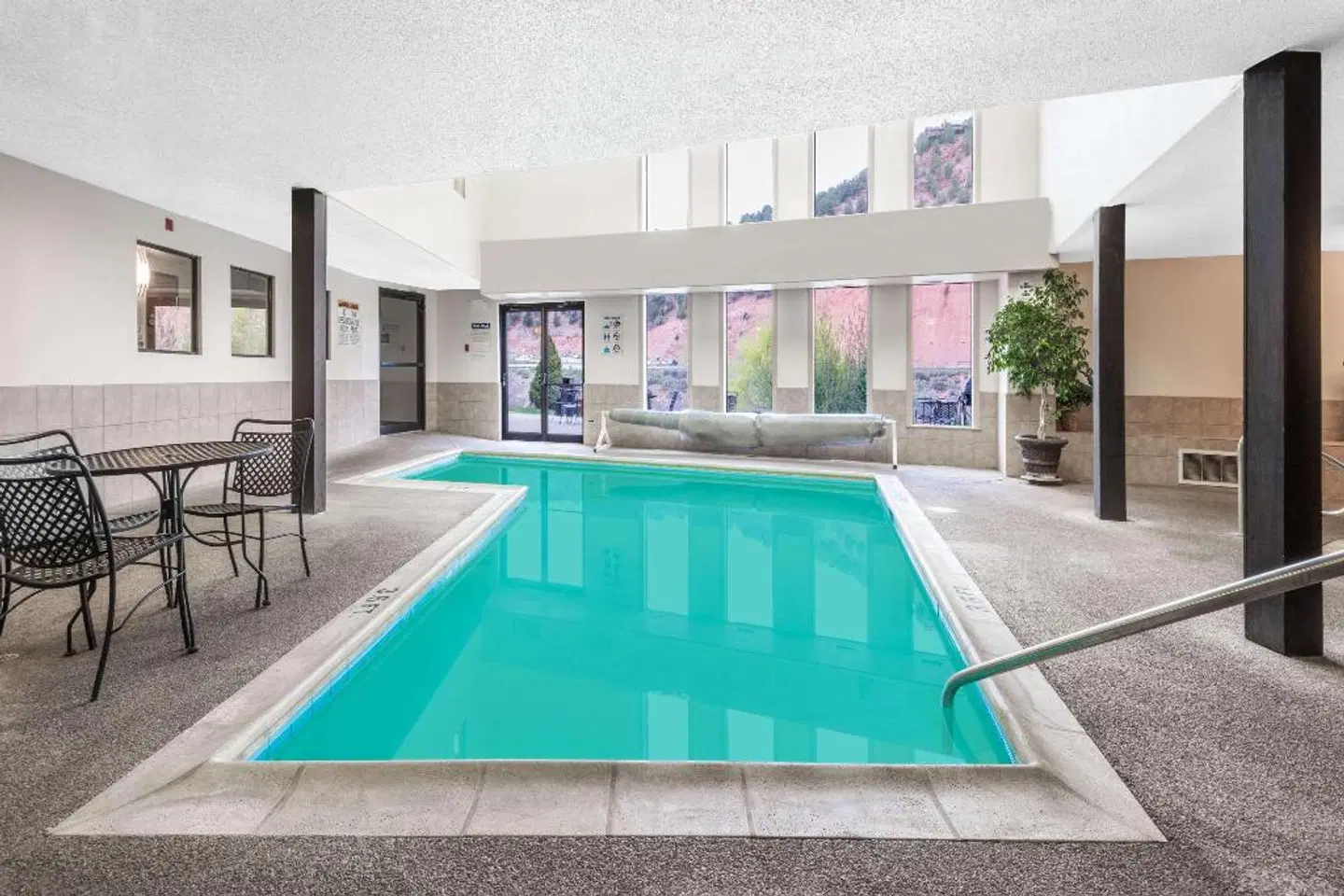 Days Inn Carbondale Hallenbad