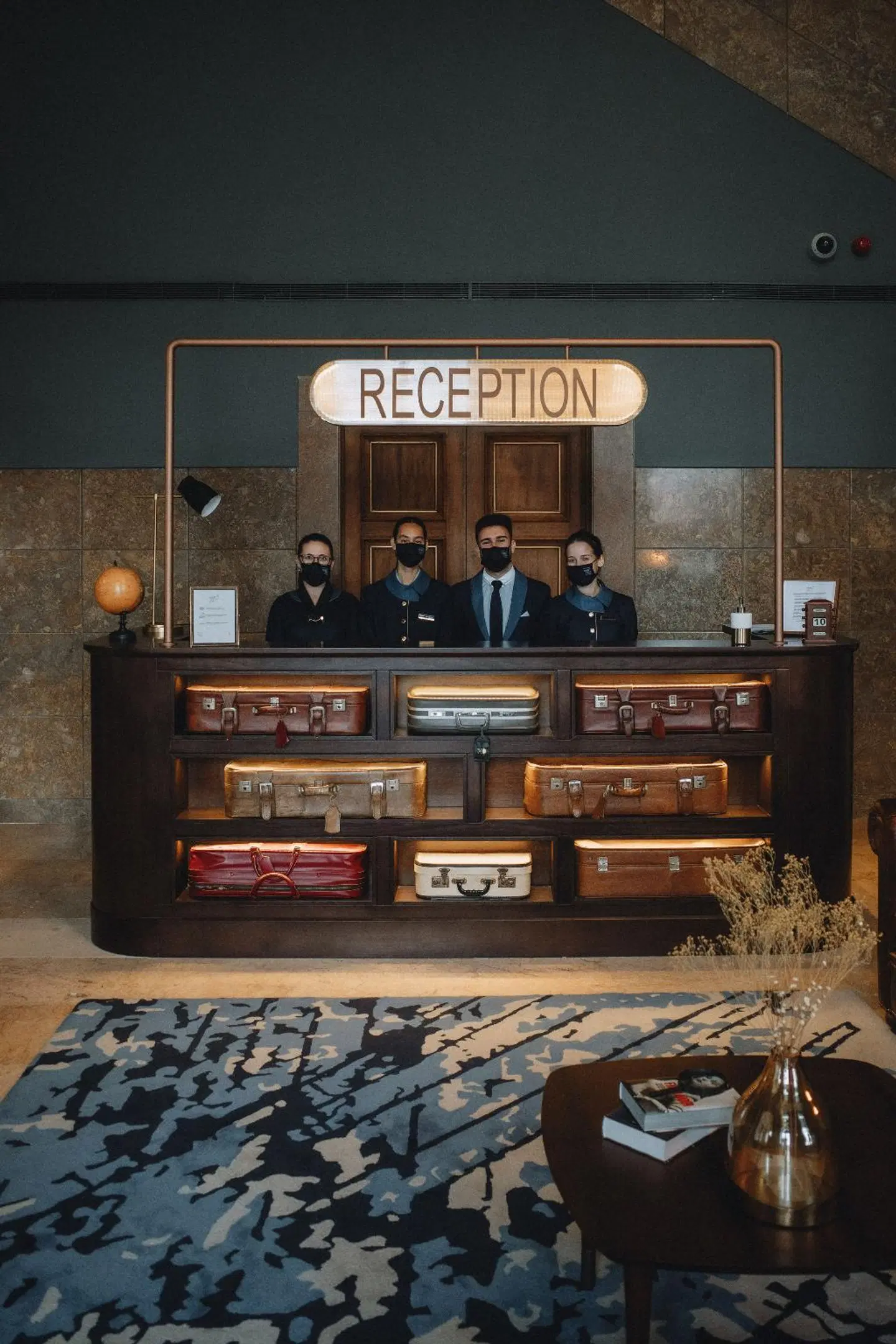 The Editory Riverside Santa Apolonia Bar