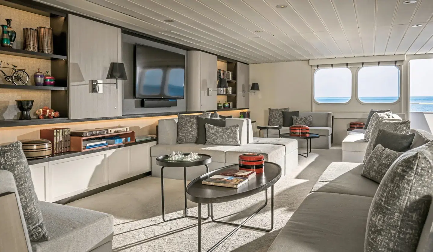 Four Seasons Explorer ROOM_EXAMPLE