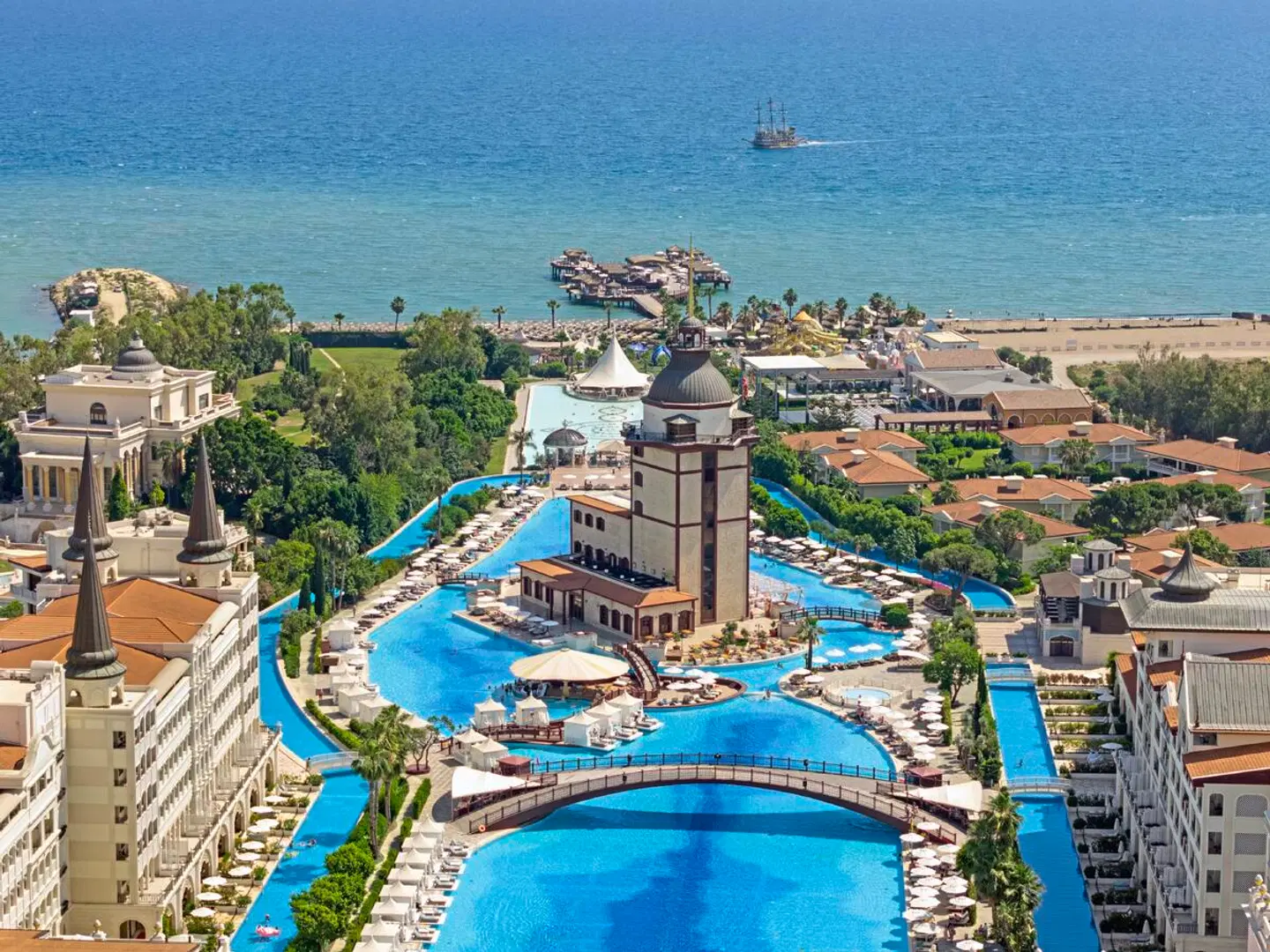 Titanic Mardan Palace EXTERIOR