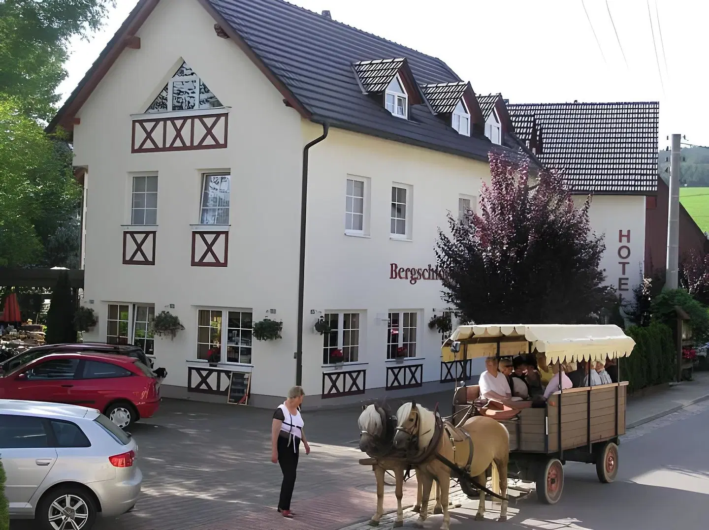 Bergschlößchen EXTERIOR