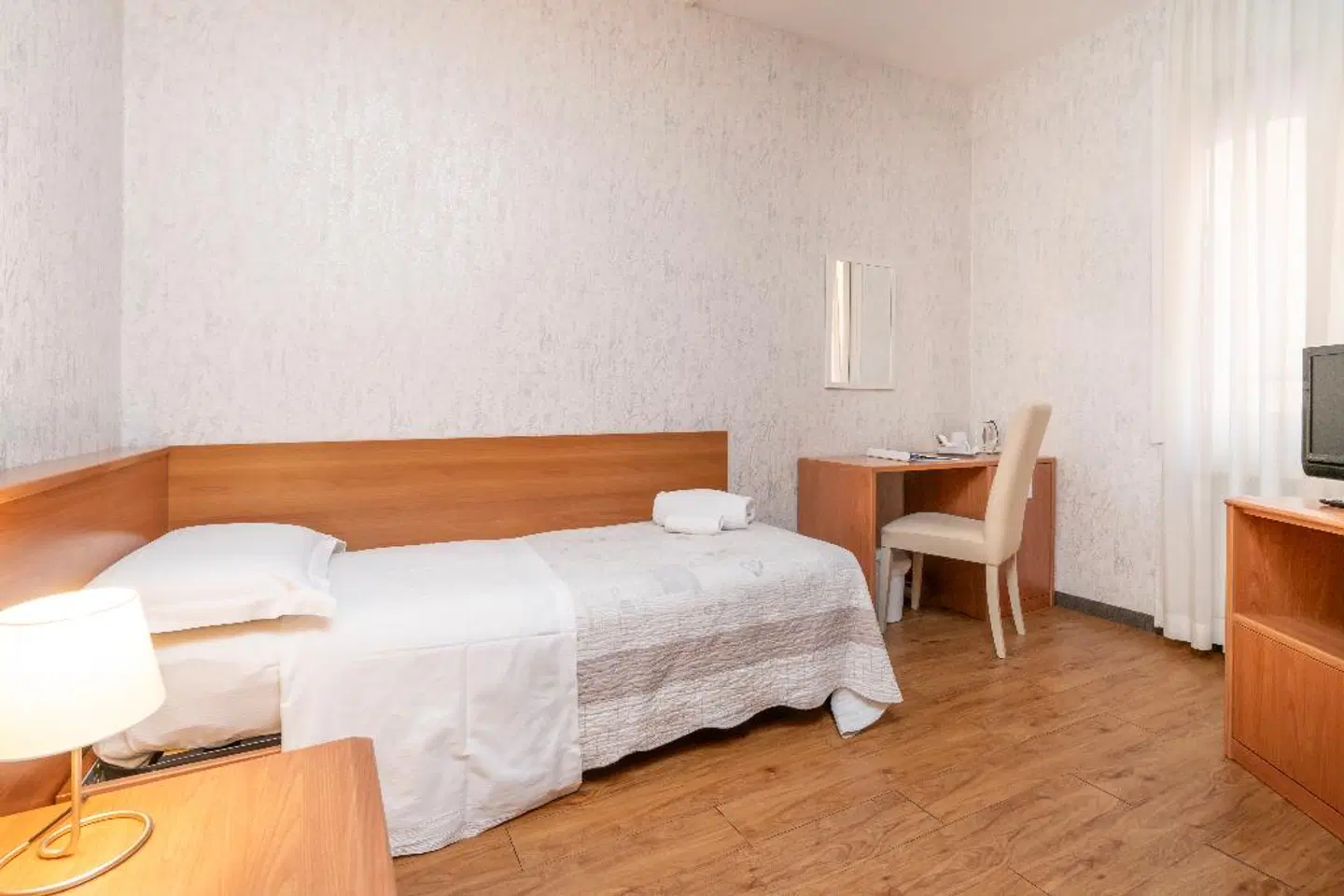 Donatello ROOM_EXAMPLE