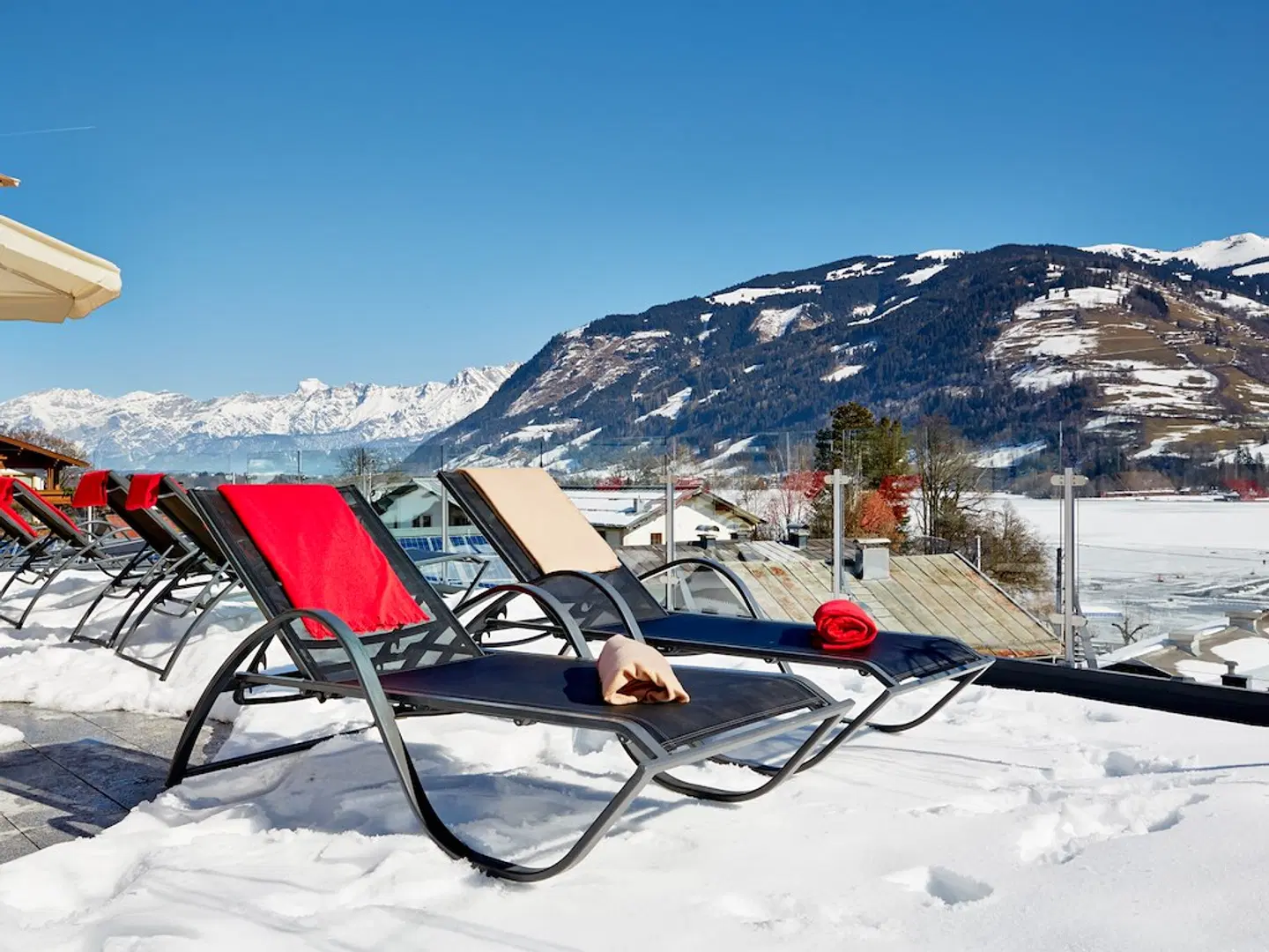 Fish Inn Zell Strand