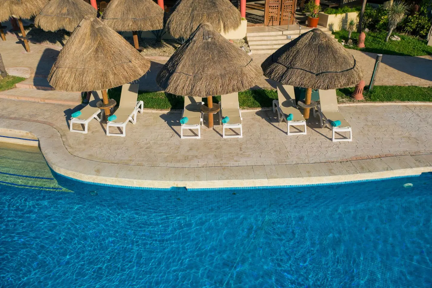 Iberostar Waves Tucán OUTDOOR_POOL