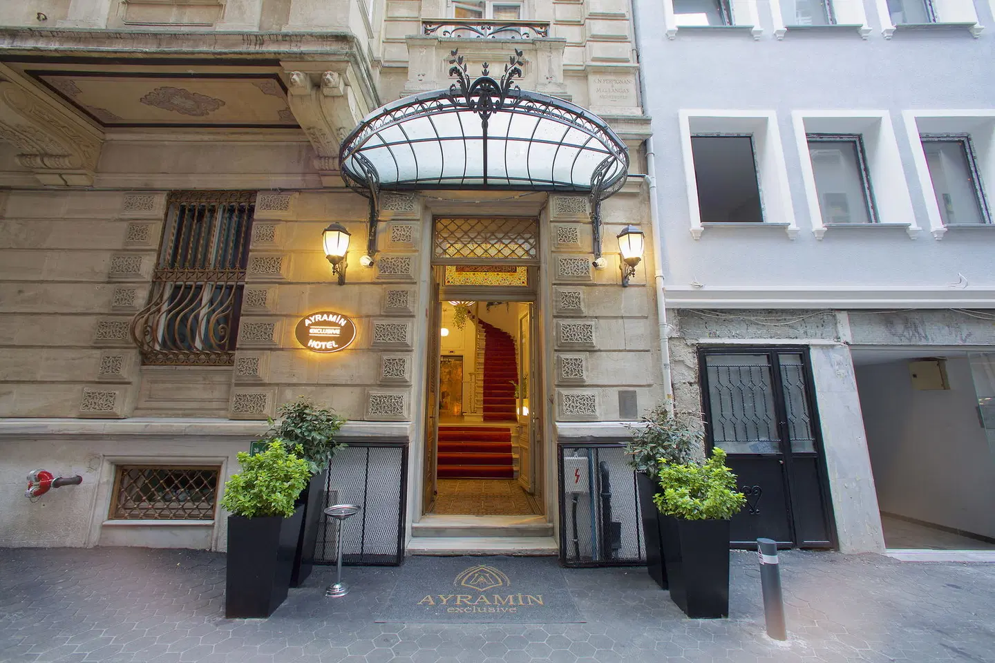 Ayramin Exclusive EXTERIOR