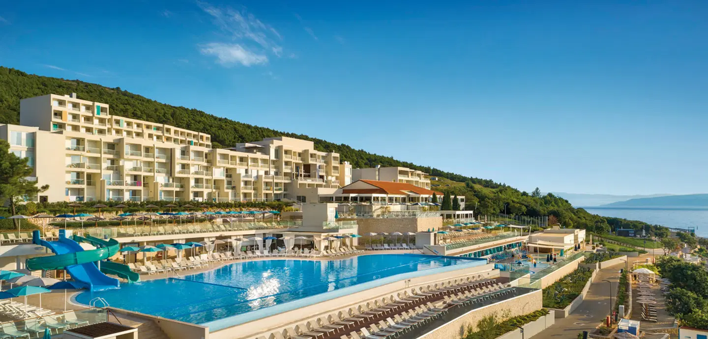 Valamar Bellevue Resort EXTERIOR