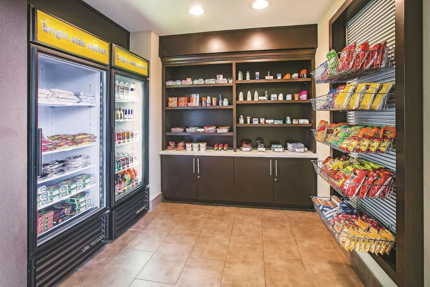 La Quinta Inn & Suites Dallas Las Colinas Bar