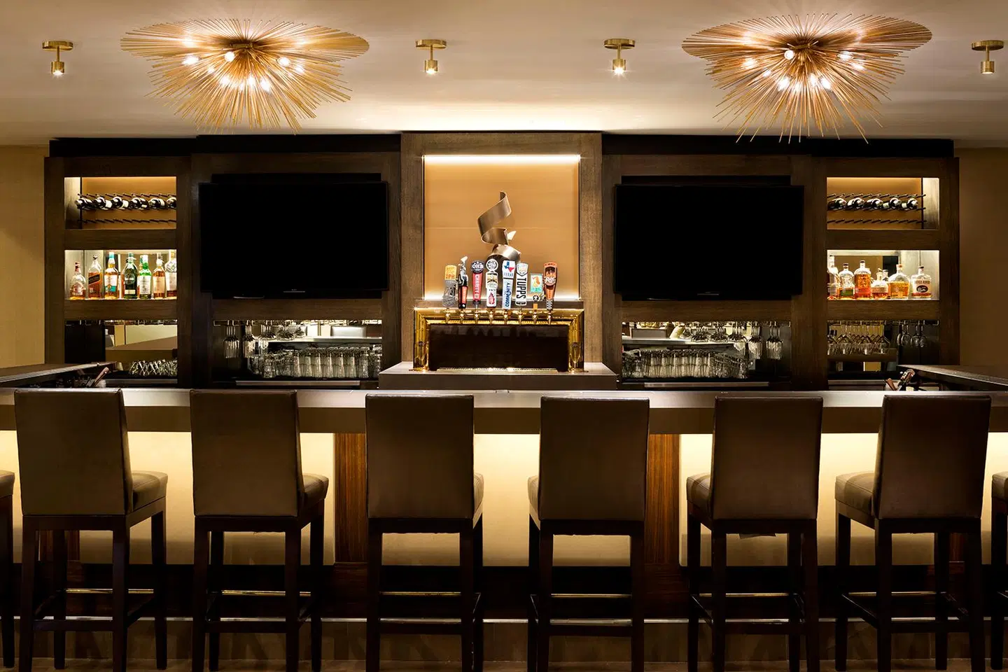 DoubleTree by Hilton Hotel Dallas - Campbell Centre Bar