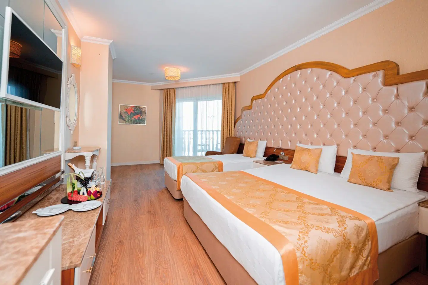 Side Premium ROOM_EXAMPLE