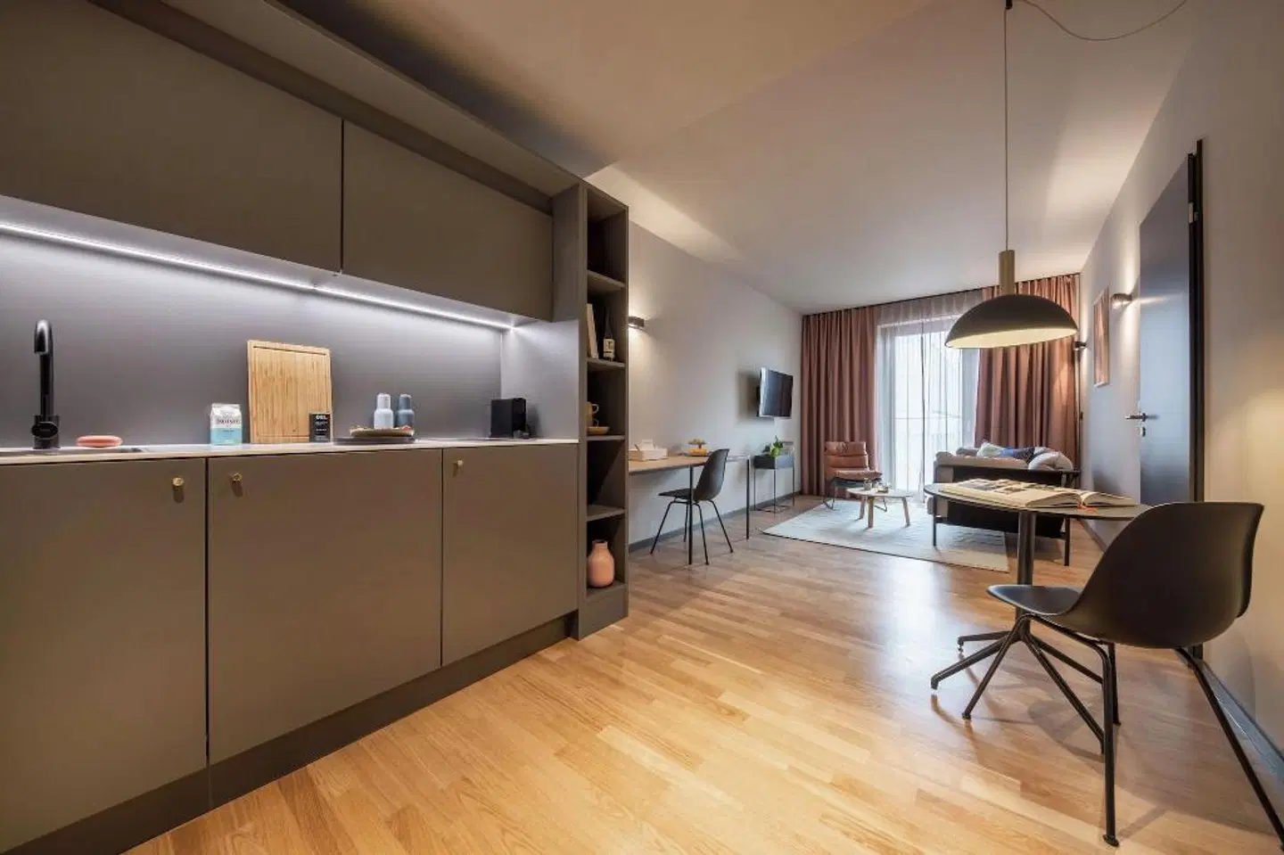 ipartment Berlin Airport LOUNGE_LOBBY