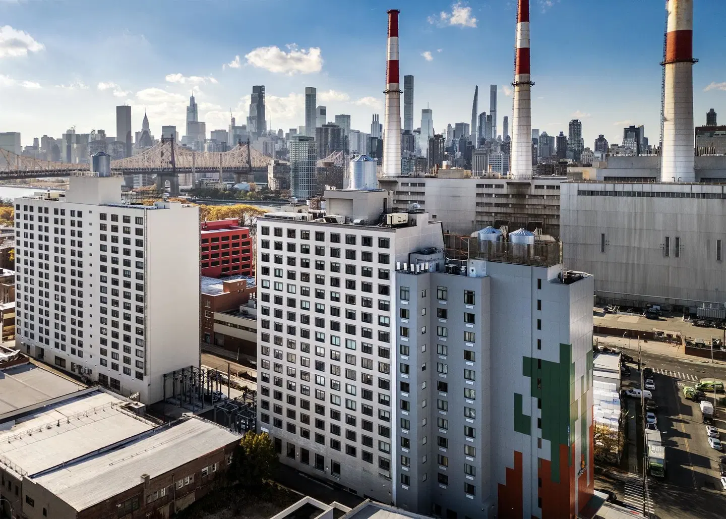 DoubleTree by Hilton Long Island City New York EXTERIOR