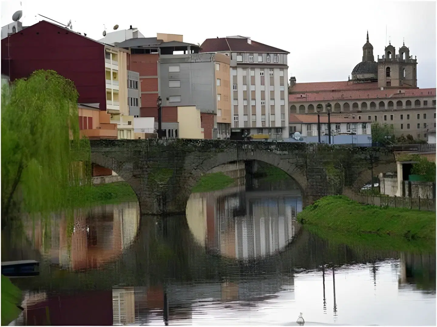Hostal Puente Romano EXTERIOR