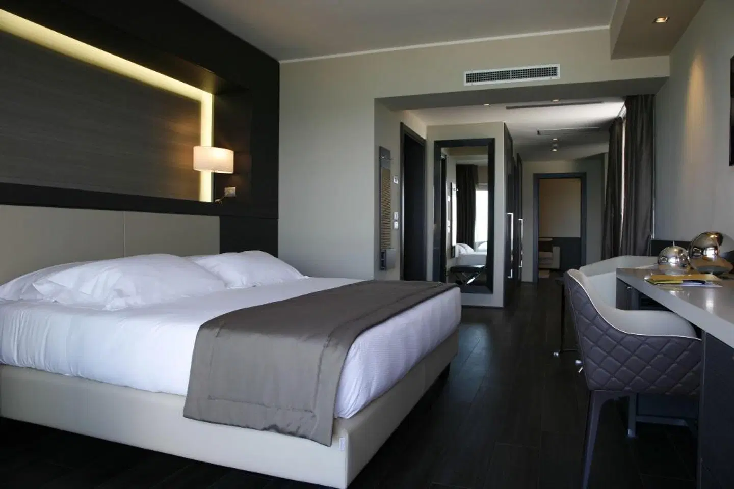 Ego Hotel ROOM_EXAMPLE