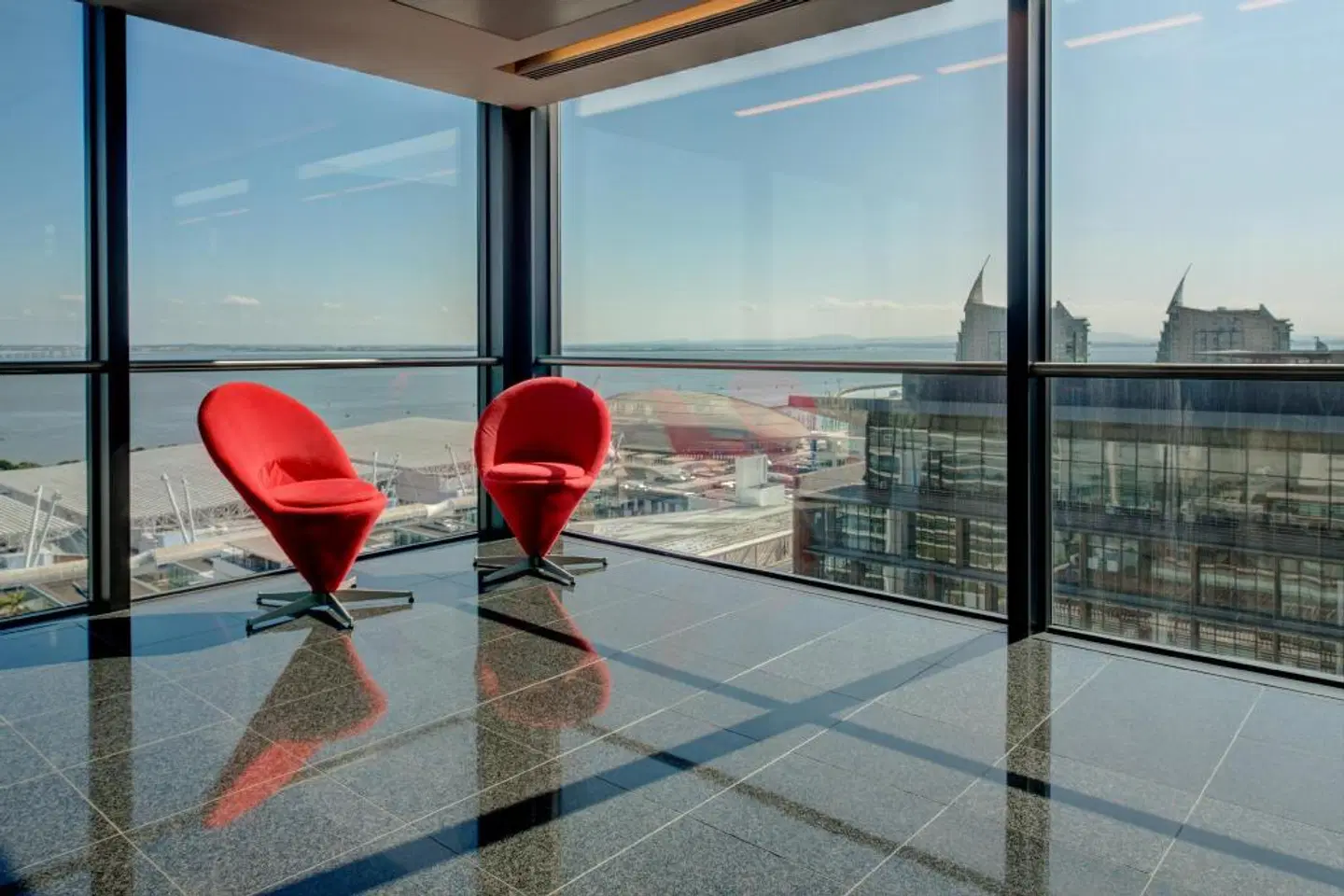 VIP Executive Arts Hotel Terrasse