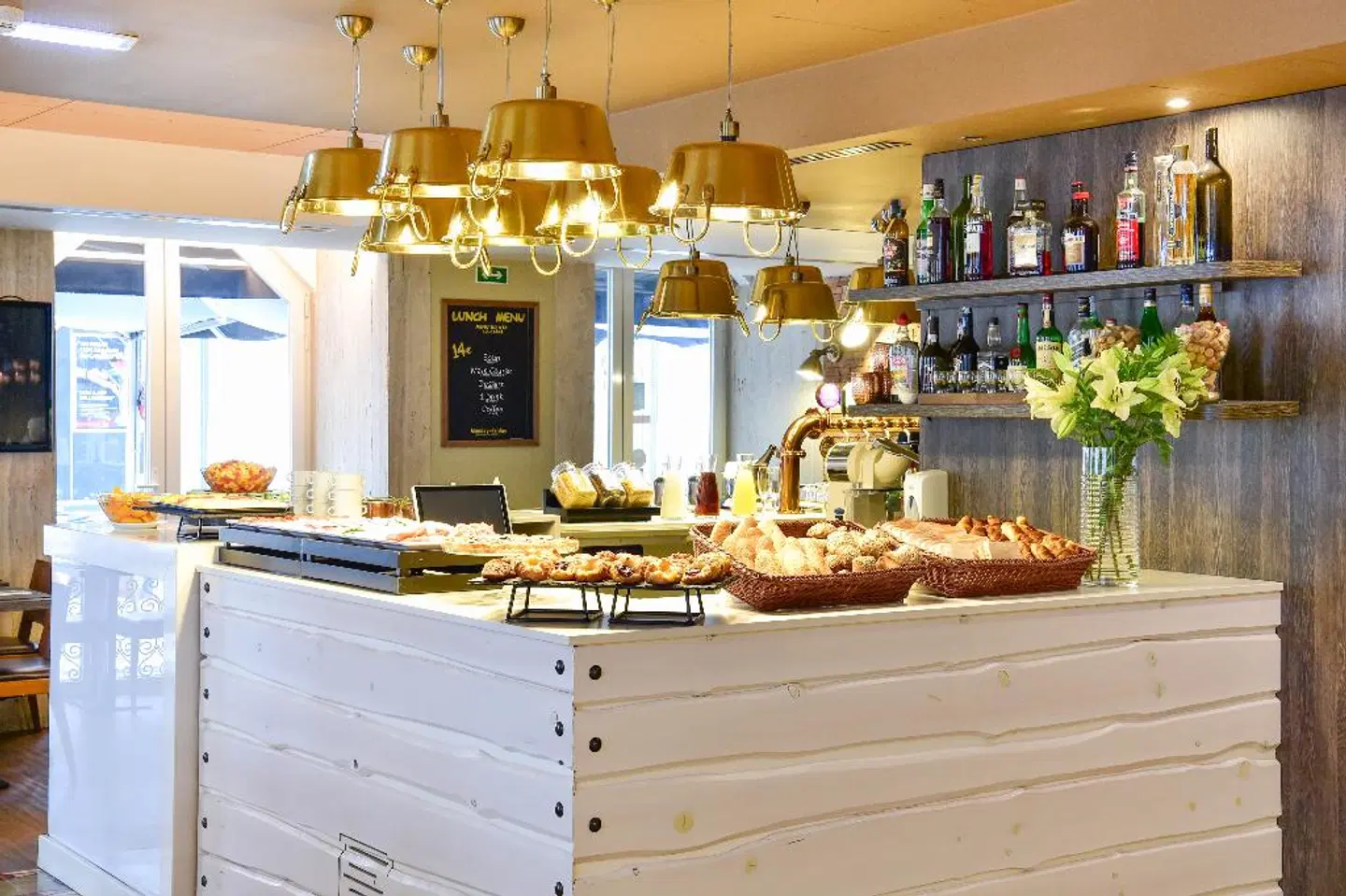 My Story Hotel Ouro Bar