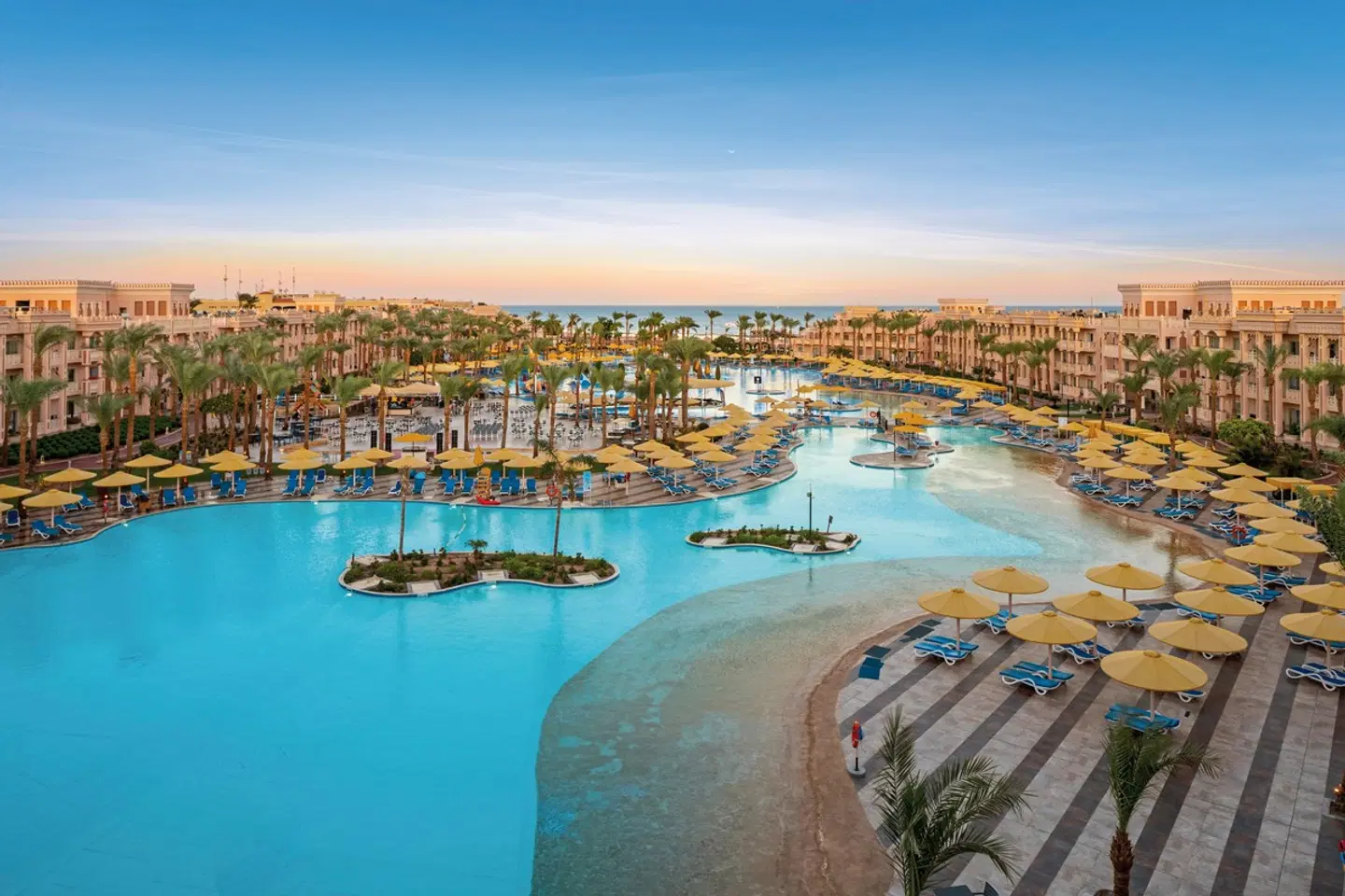 Pickalbatros Palace Resort OUTDOOR_POOL