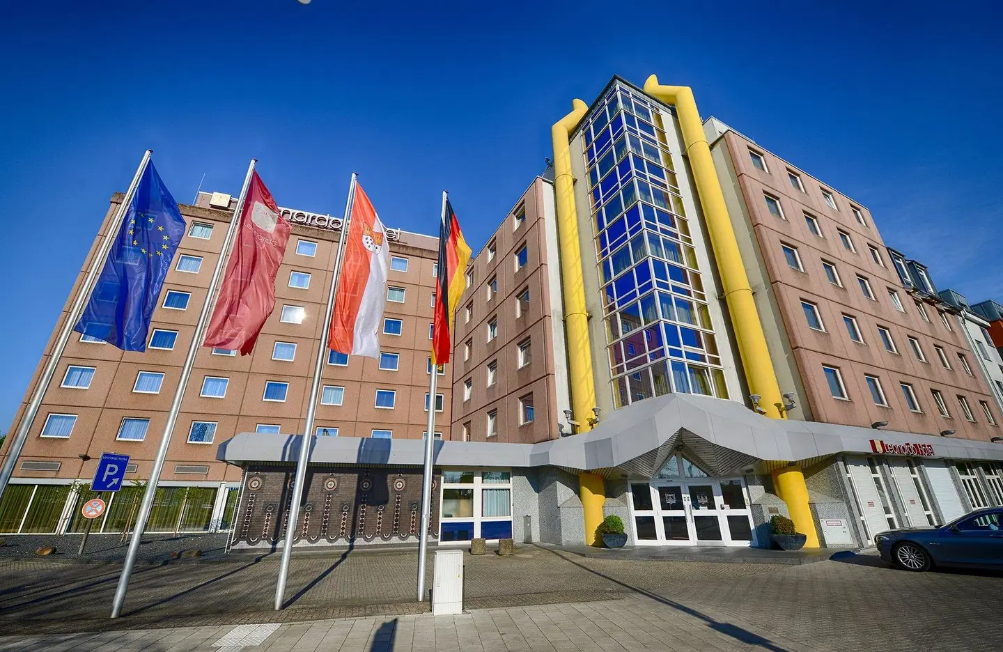 Leonardo Hotel Köln EXTERIOR