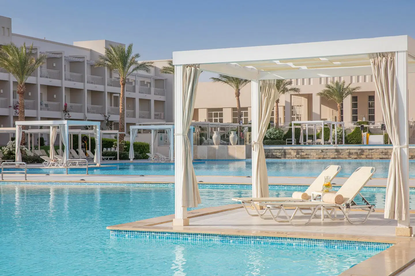 JAZ Aquaviva OUTDOOR_POOL