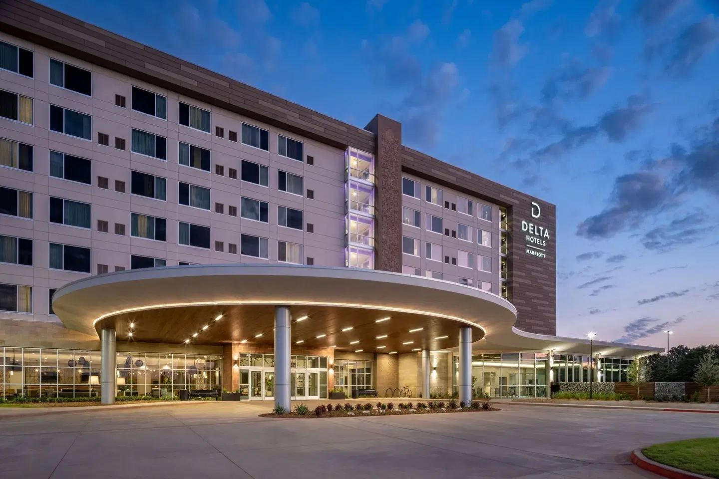 Delta Hotels by Marriott Wichita Falls Convention Center EXTERIOR