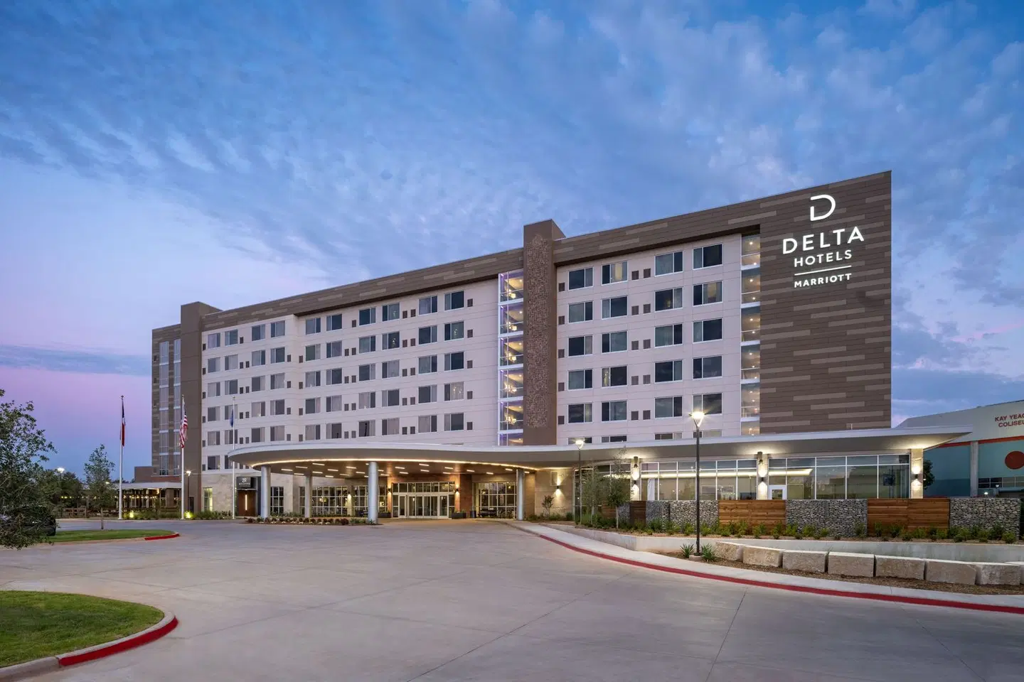 Delta Hotels by Marriott Wichita Falls Convention Center EXTERIOR