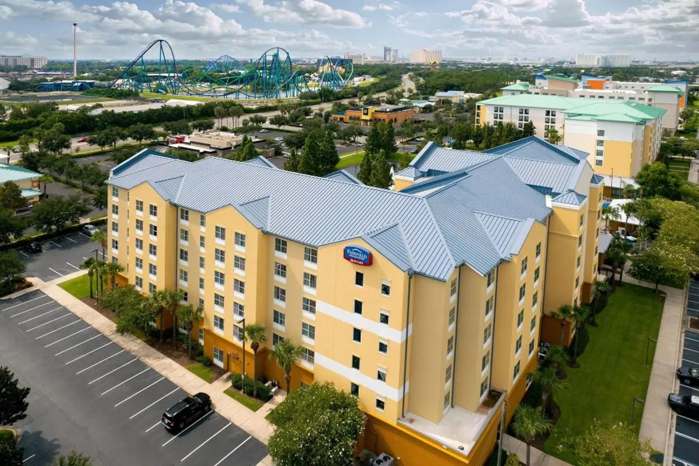 Fairfield Inn & Suites by Marriott Orlando At SeaWorld EXTERIOR
