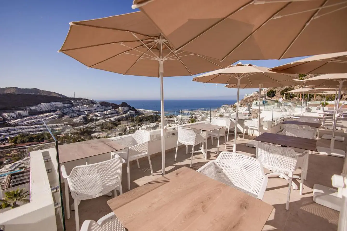 Servatur Hartaguna Terrasse