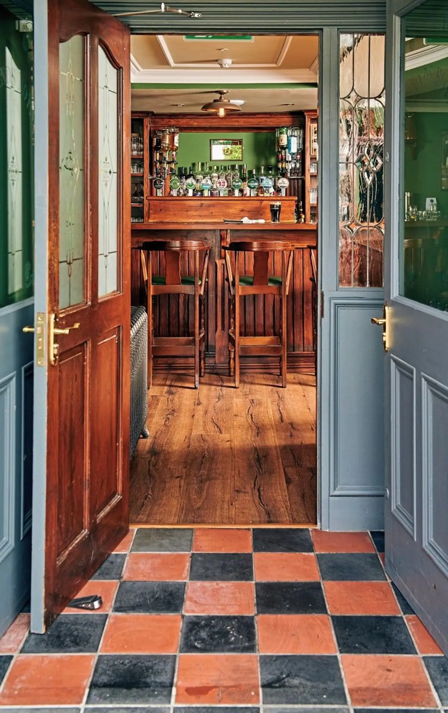 Hylands Burren ROOM_EXAMPLE