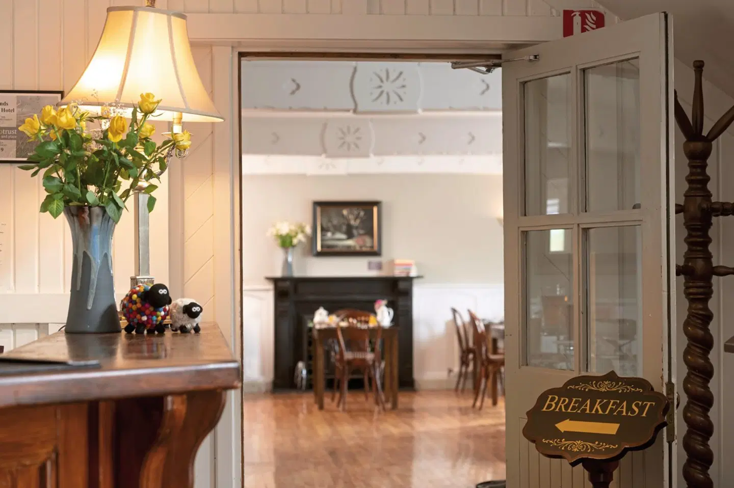 Hylands Burren ROOM_EXAMPLE