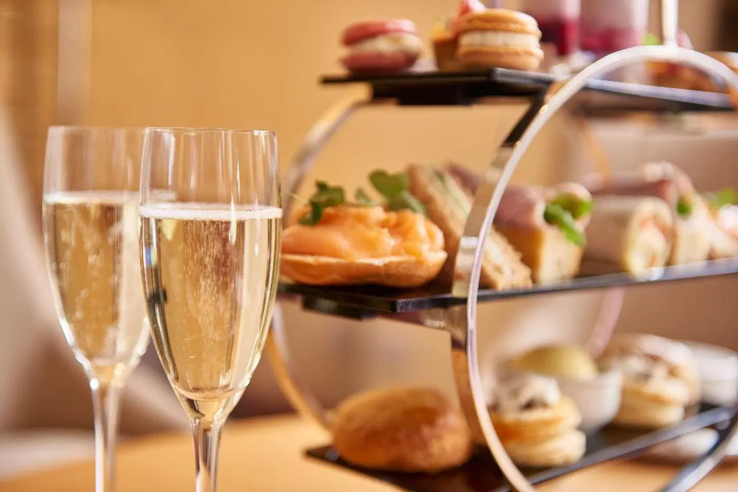 Corus Hyde Park RESTAURANT