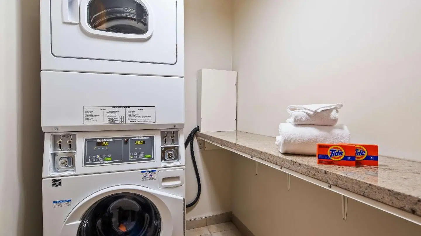 Best Western King George Inn & Suites ROOM_EXAMPLE