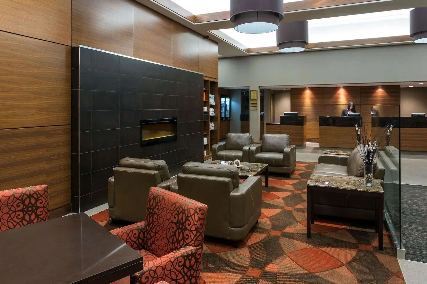 Radisson Hotel & Suites Fort McMurray LOUNGE_LOBBY