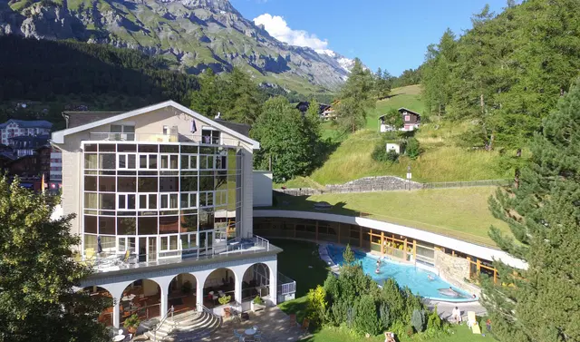 Thermal Hotels & Walliser Alpentherme EXTERIOR