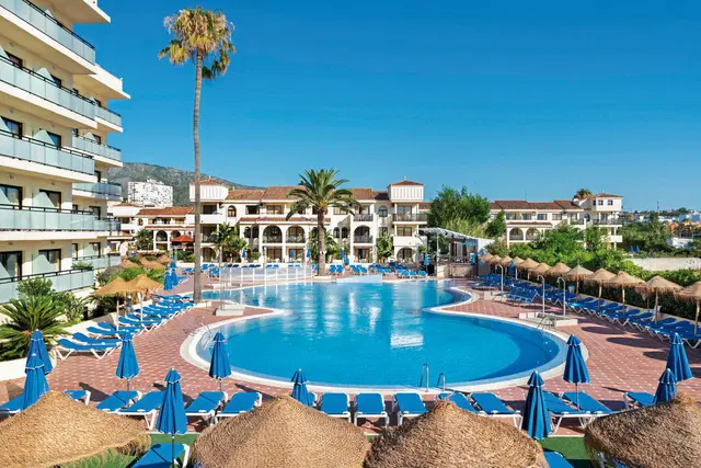 Hotel Puente Real OUTDOOR_POOL