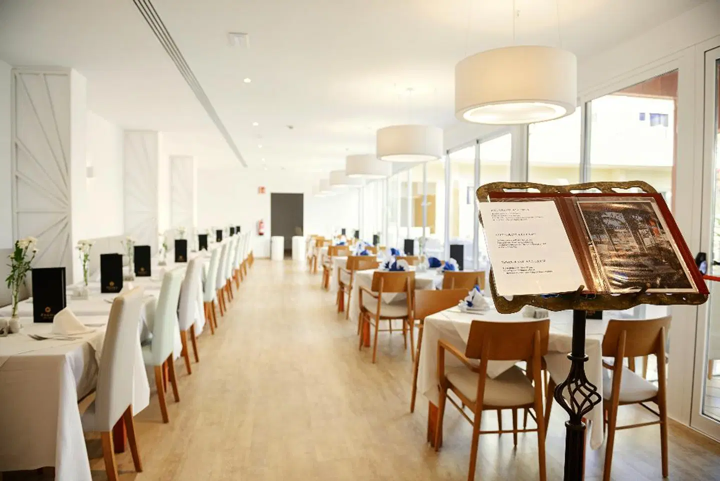 R2 Buganvilla Hotel & Spa Restaurant